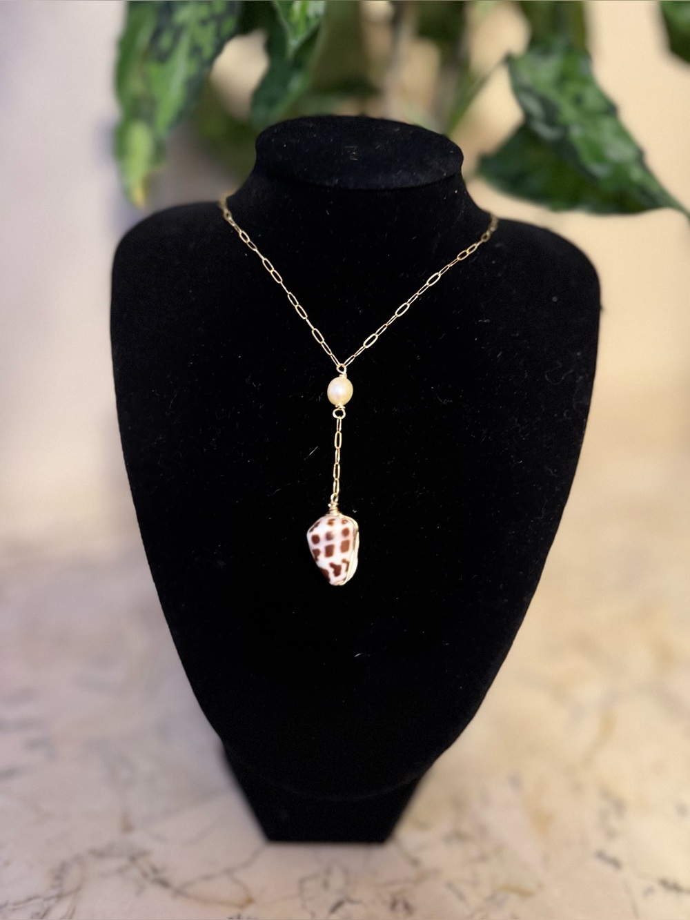 18k Gold with Saltwater Pearl, Hawaiian Hebrew Cone shell Necklace- handmade - Picture 2 of 7